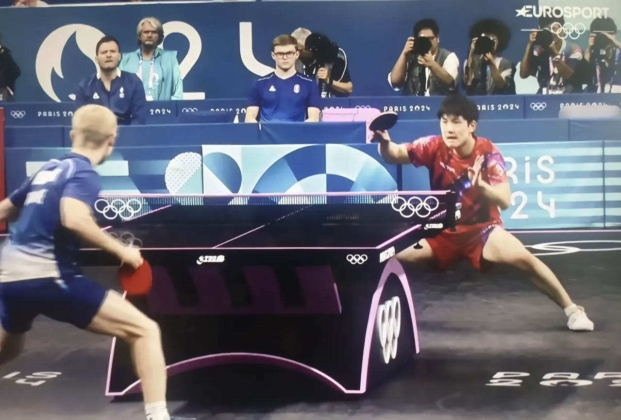 爱游戏大厅-法国队翻盘韩国队，张本智和点燃赛场