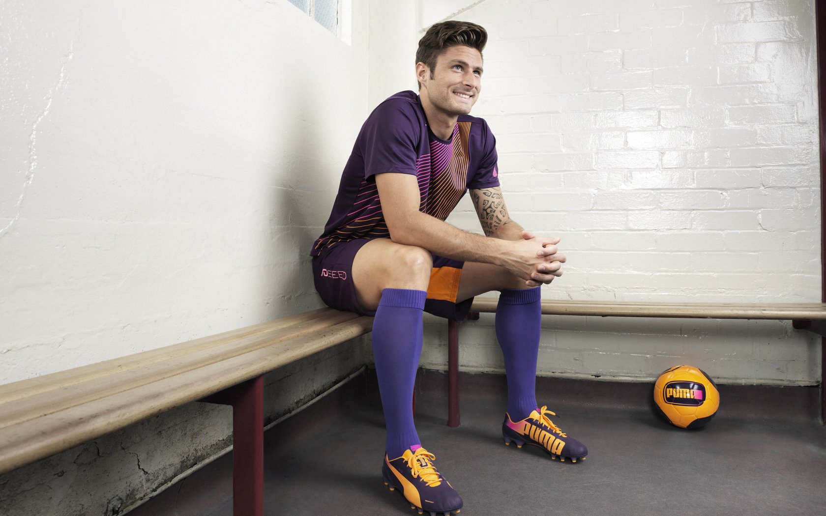 爱游戏在线-德里赫特存在感拉满，毕尔巴鄂碾压比利亚雷亚尔，一场战术与意志的完美风暴